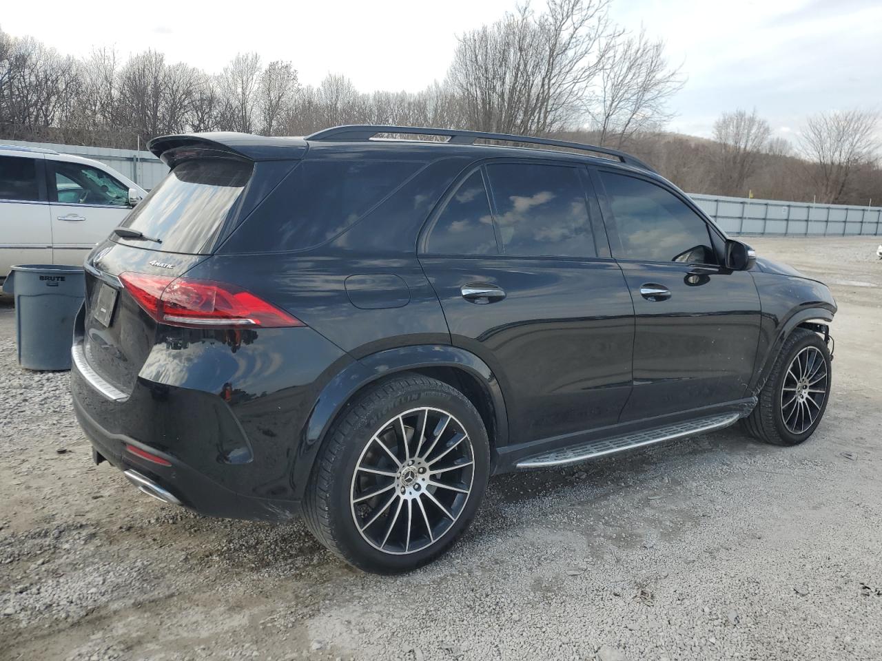 2020 Mercedes-Benz GLE - Image 3