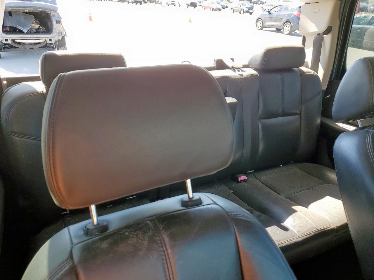 2007 GMC Sierra - Image 10
