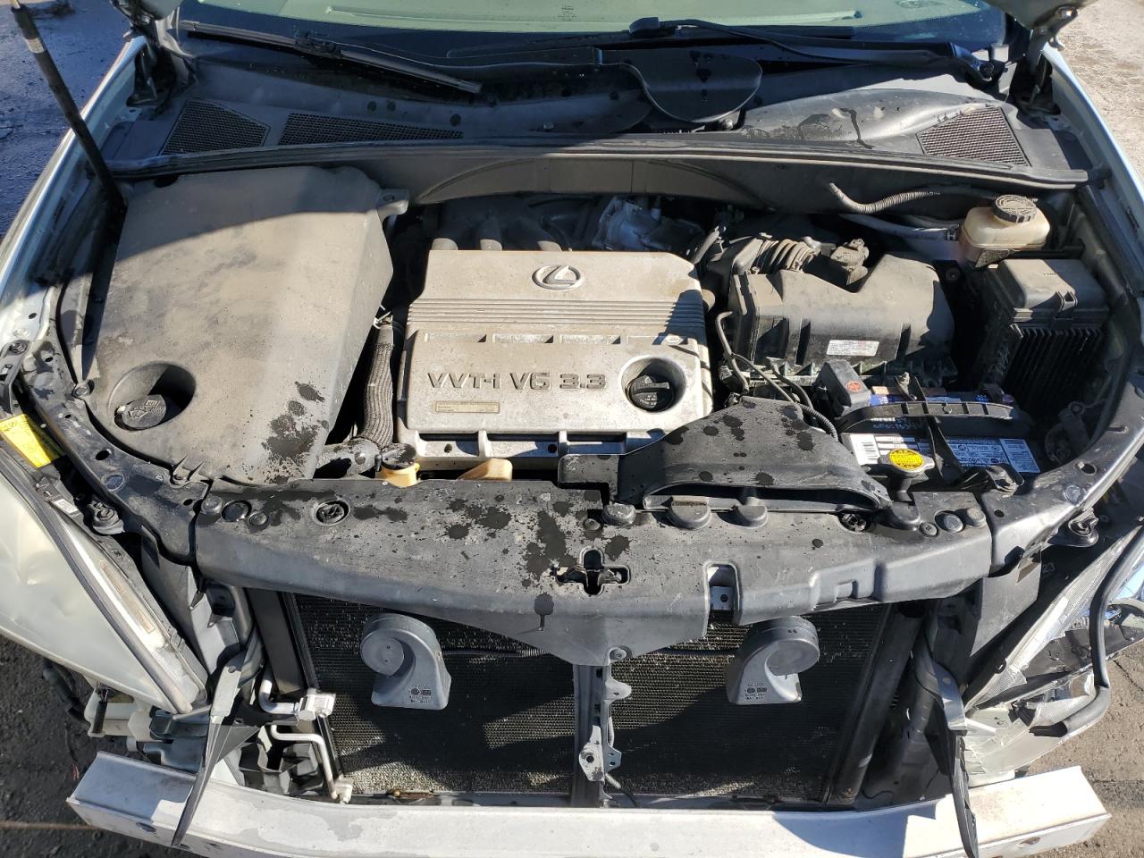 2006 Lexus RX - Image 12