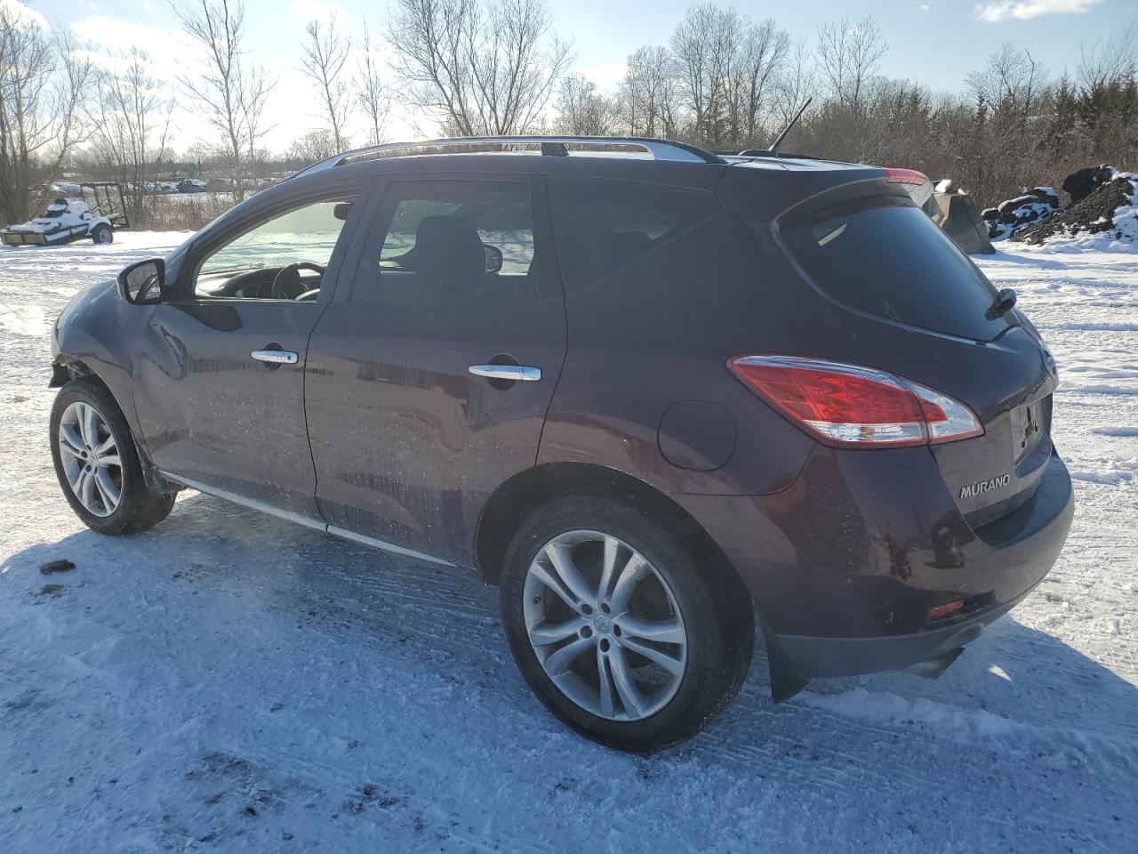 2014 Nissan Murano - Image 2