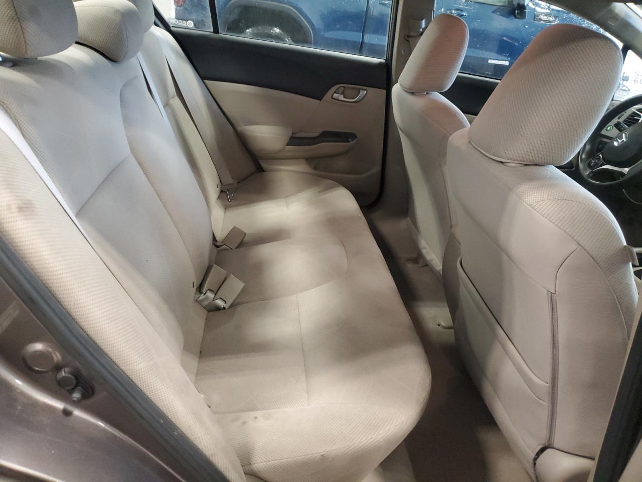 2012 Honda Civic - Image 10