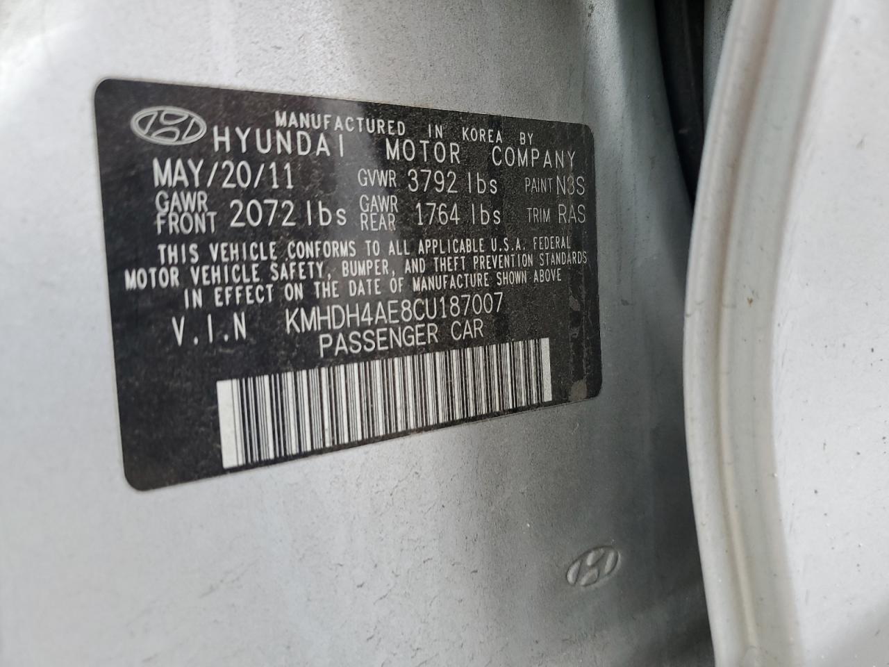 2012 Hyundai Elantra - Image 12