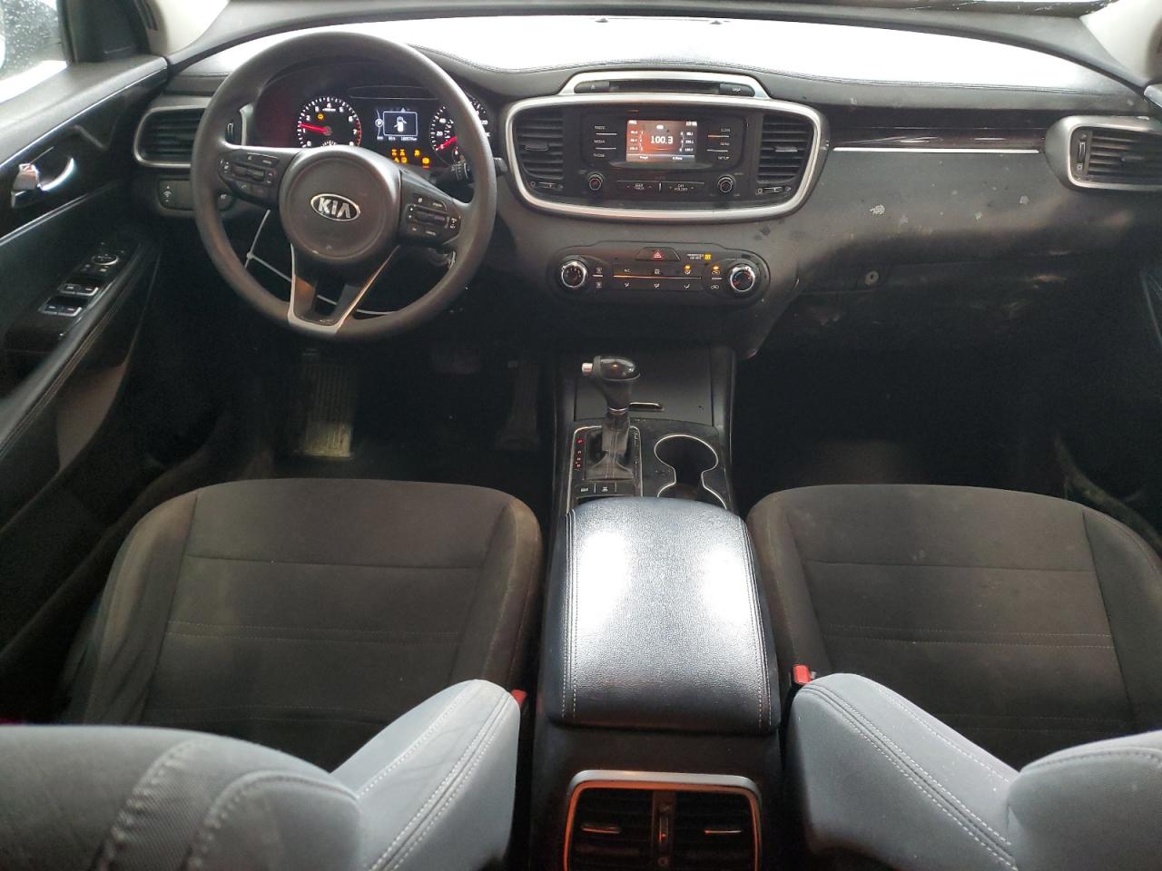 2016 Kia Sorento - Image 8