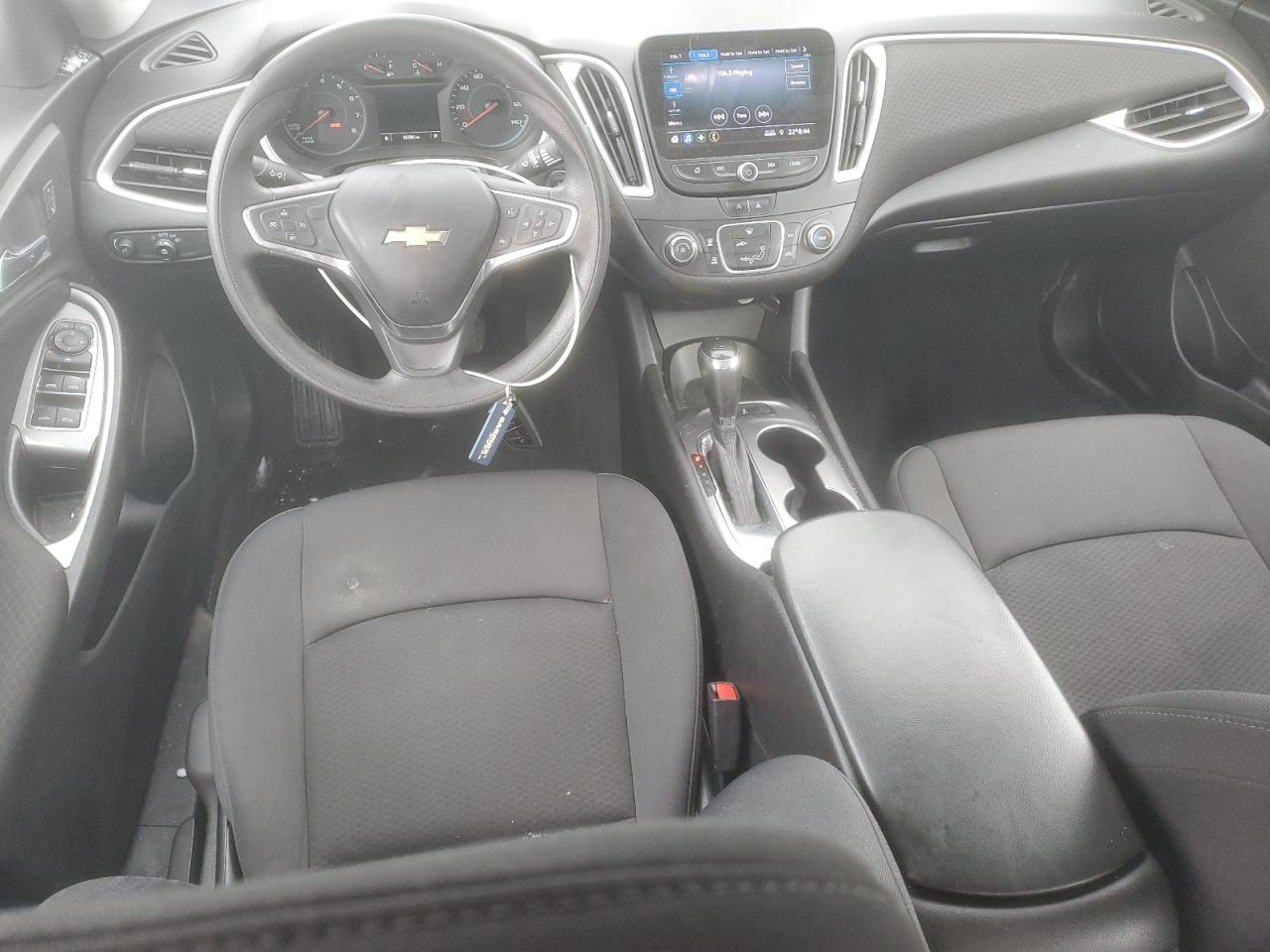 2020 Chevrolet Malibu - Image 8