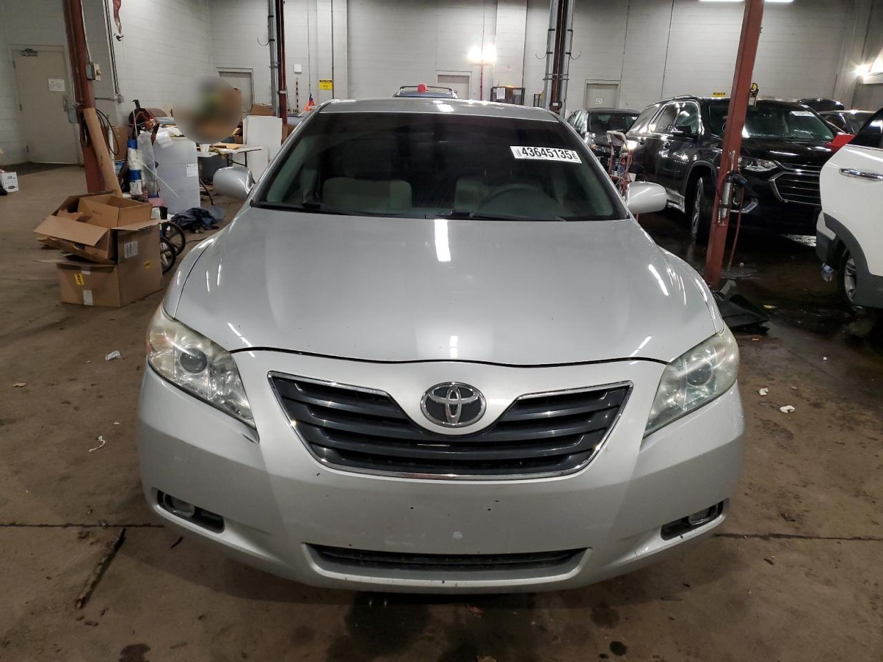 2009 Toyota Camry - Image 5