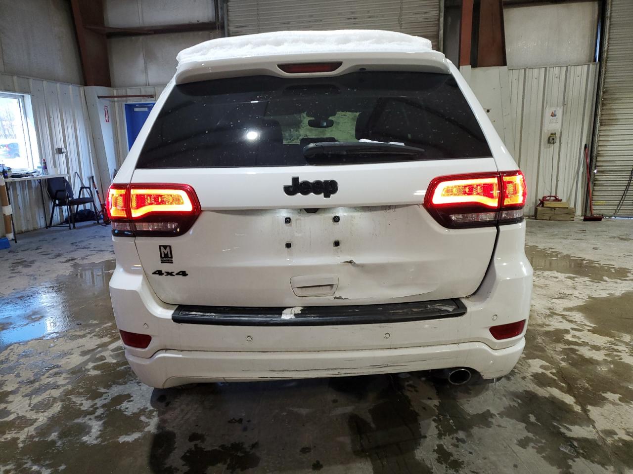 2020 Jeep Grand Cherokee - Image 6