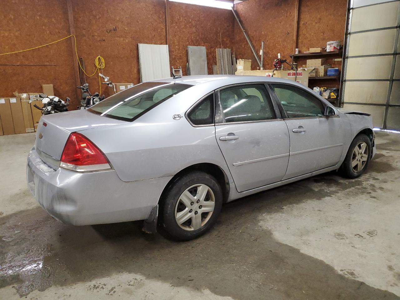 2006 Chevrolet Impala - Image 3