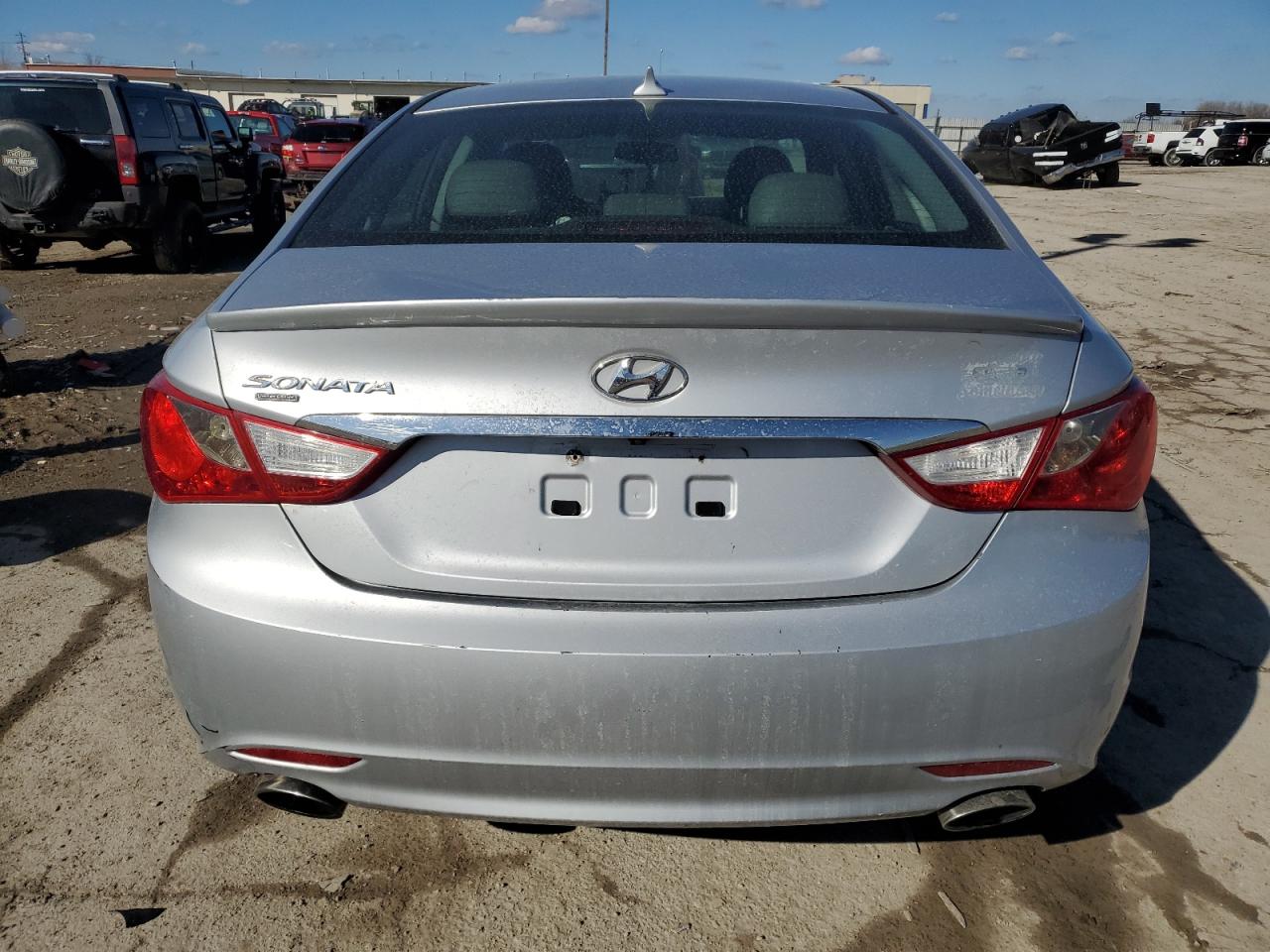 2012 Hyundai Sonata - Image 6