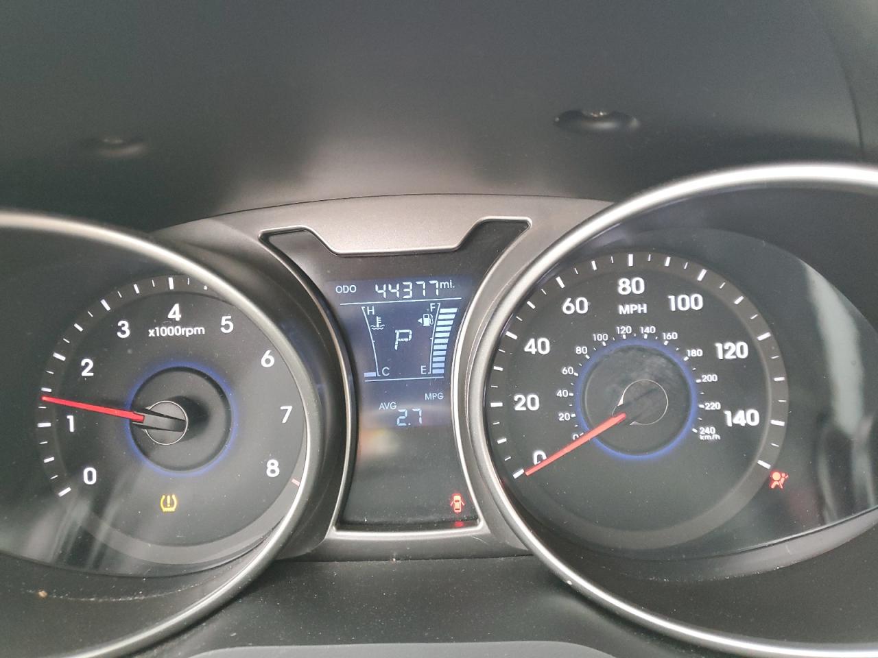 2015 Hyundai Veloster - Image 9