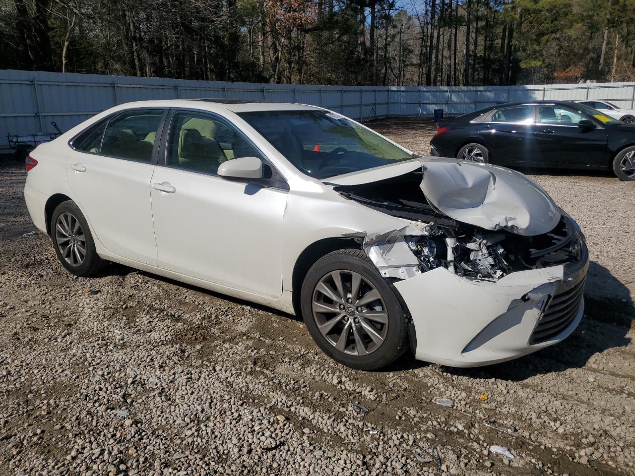 2016 Toyota Camry - Image 4