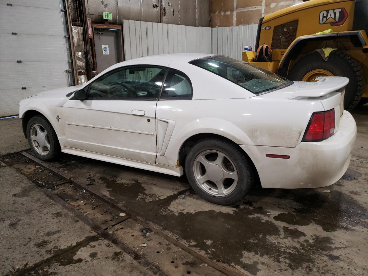 2002 Ford Mustang - Image 2