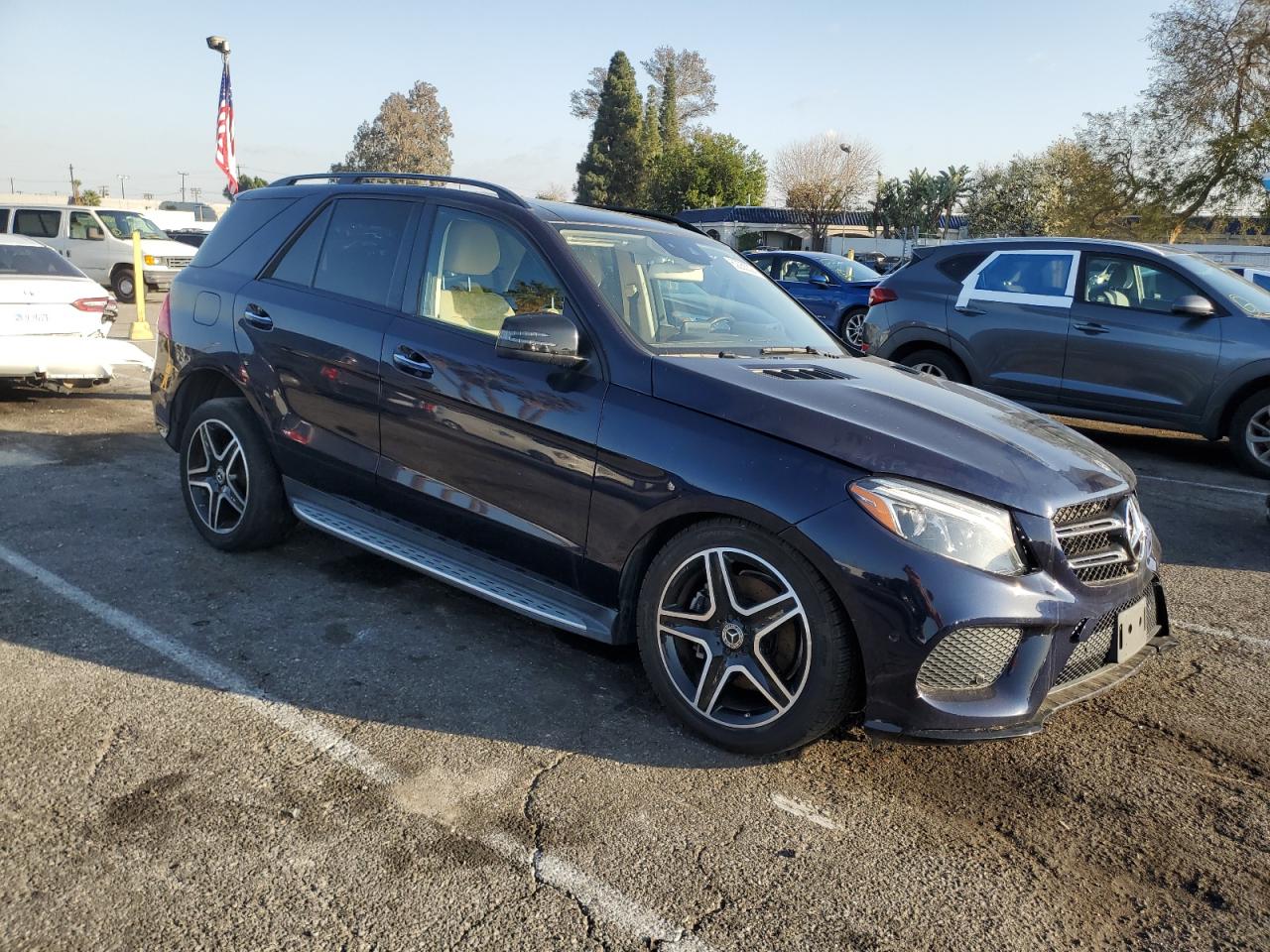2019 Mercedes-Benz GLE - Image 4