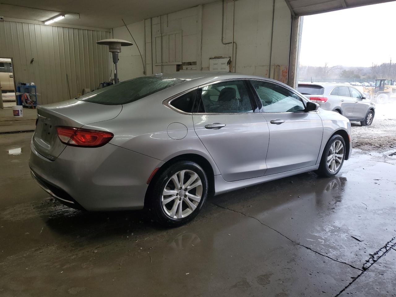 2015 Chrysler 200 - Image 3