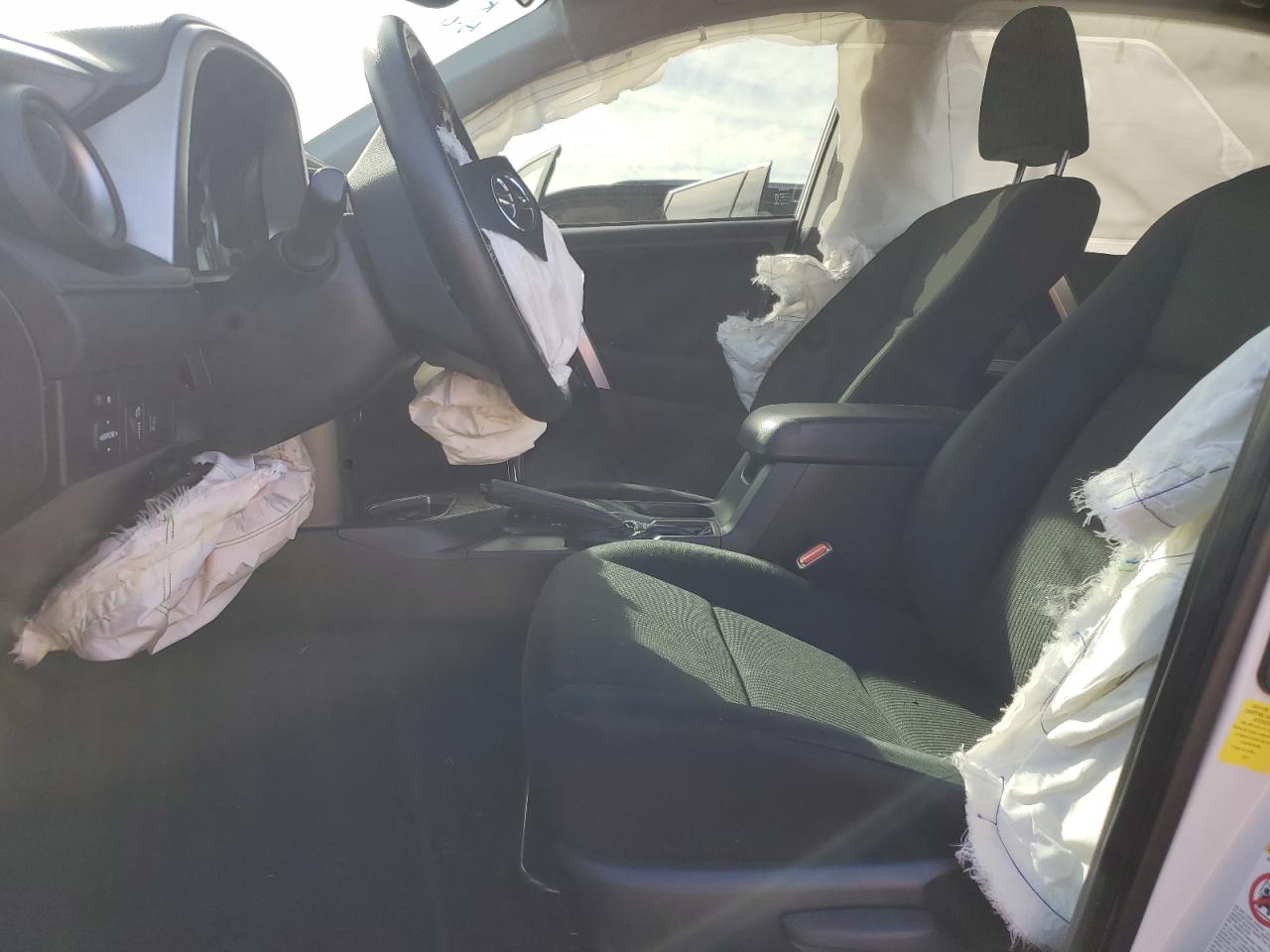 JTMZFREV6HJ713070 TOYOTA RAV4 2017
