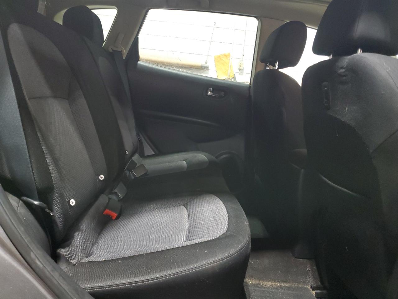 2012 Nissan Rogue - Image 11