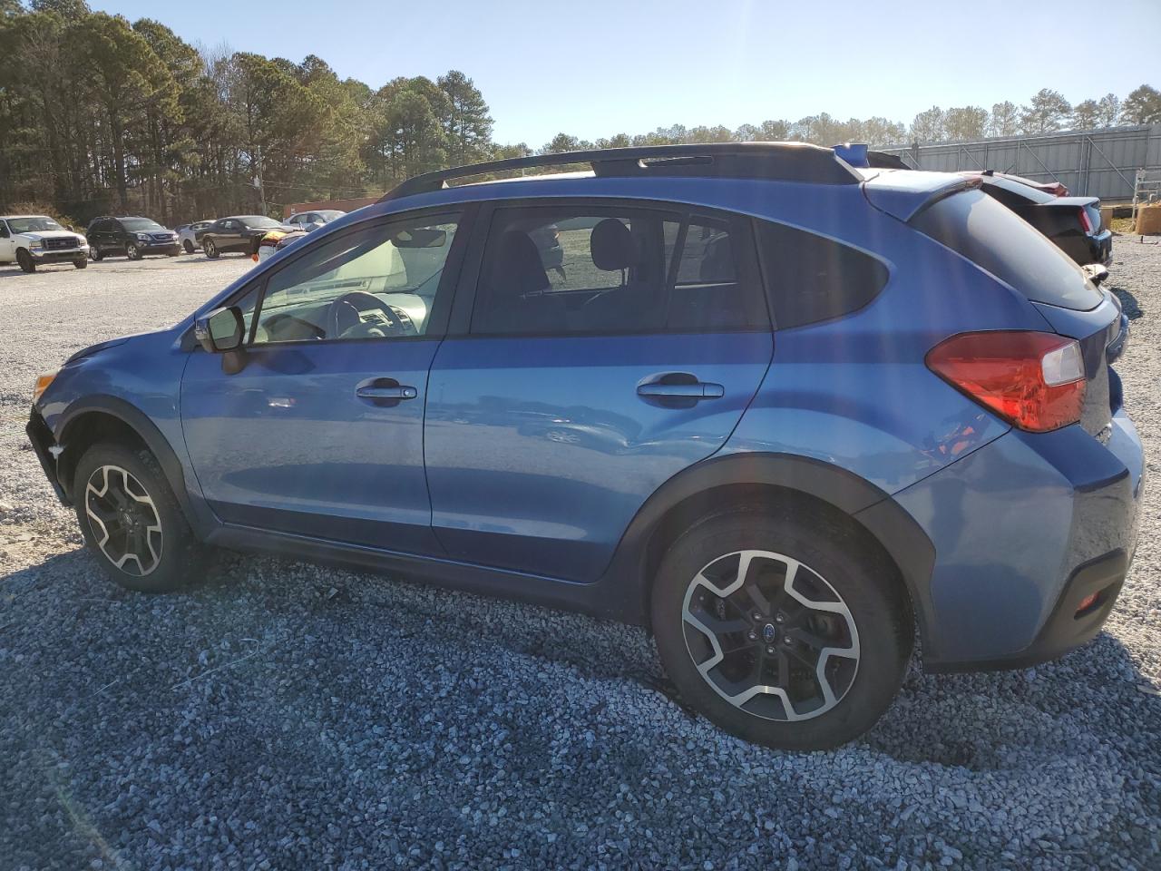 2017 Subaru XV - Image 2