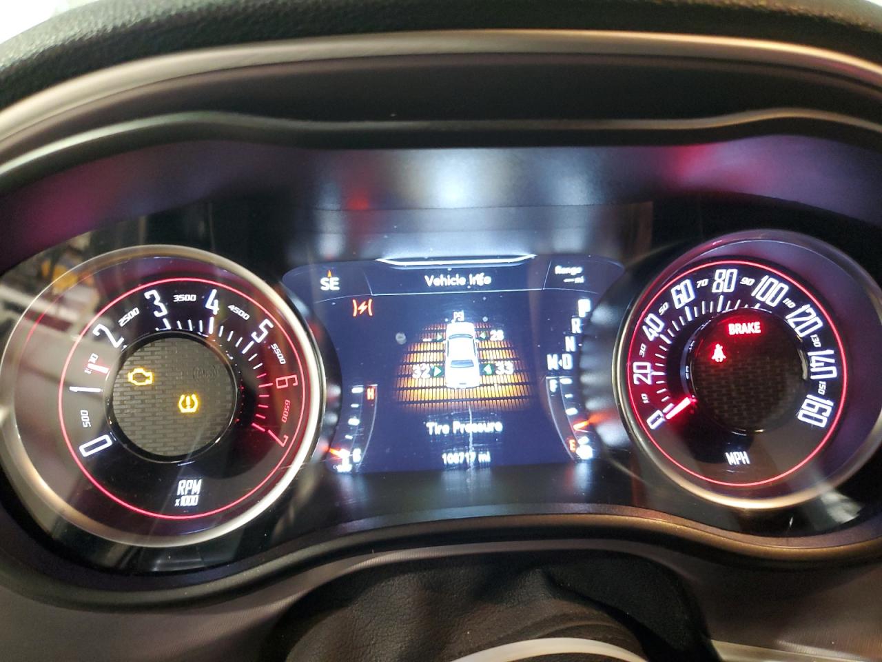2019 Dodge Challenger - Image 9