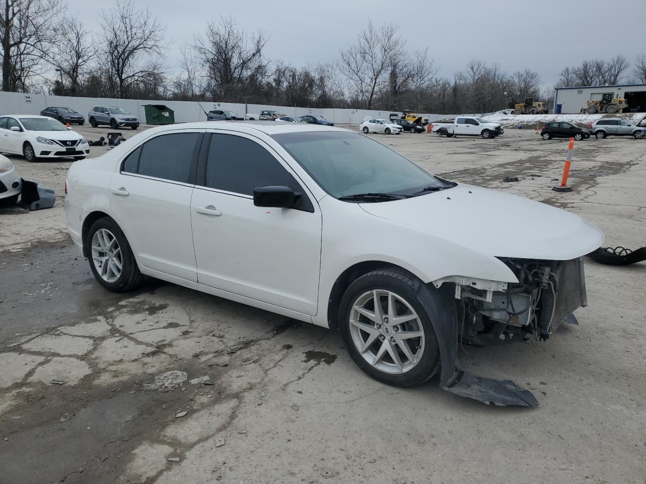 2010 Ford Fusion - Image 4