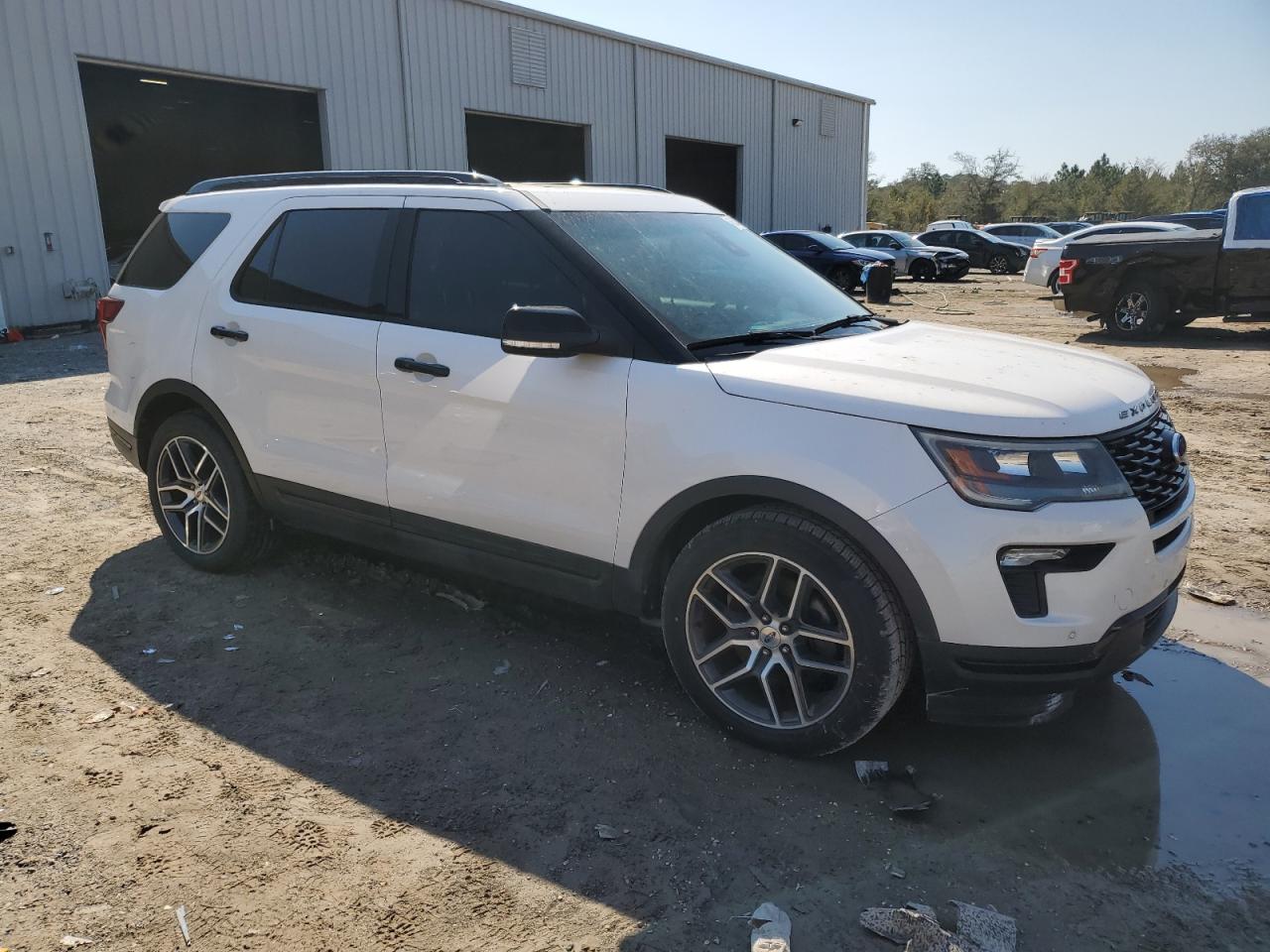 2019 Ford Explorer - Image 4