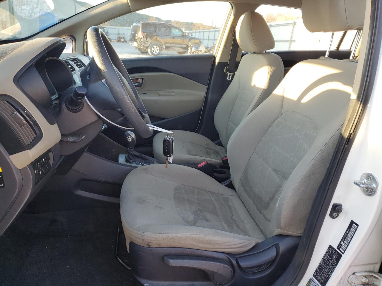 2014 Kia Rio - Image 7