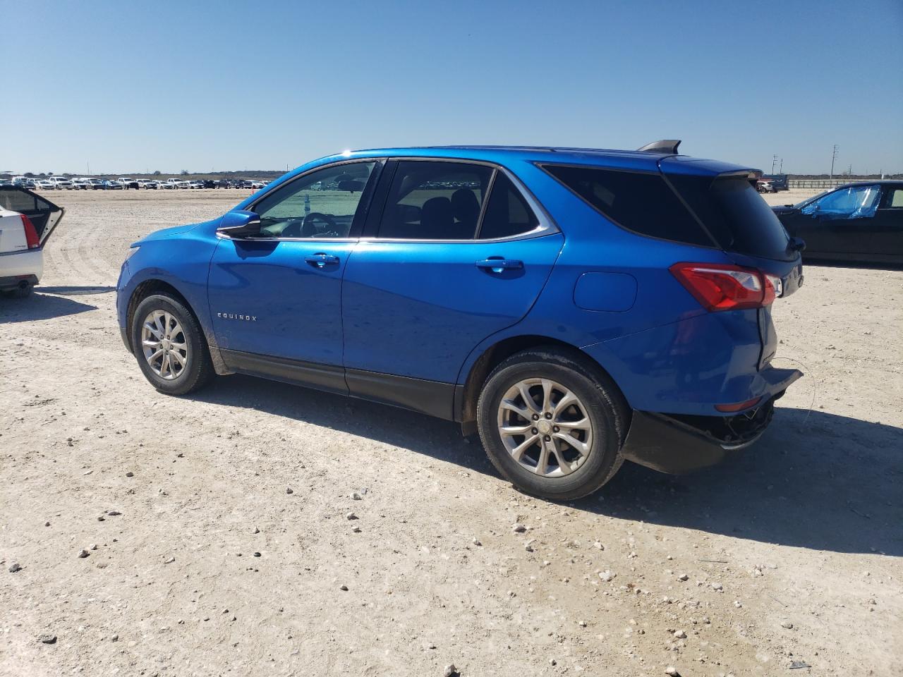 2019 Chevrolet Equinox - Image 2