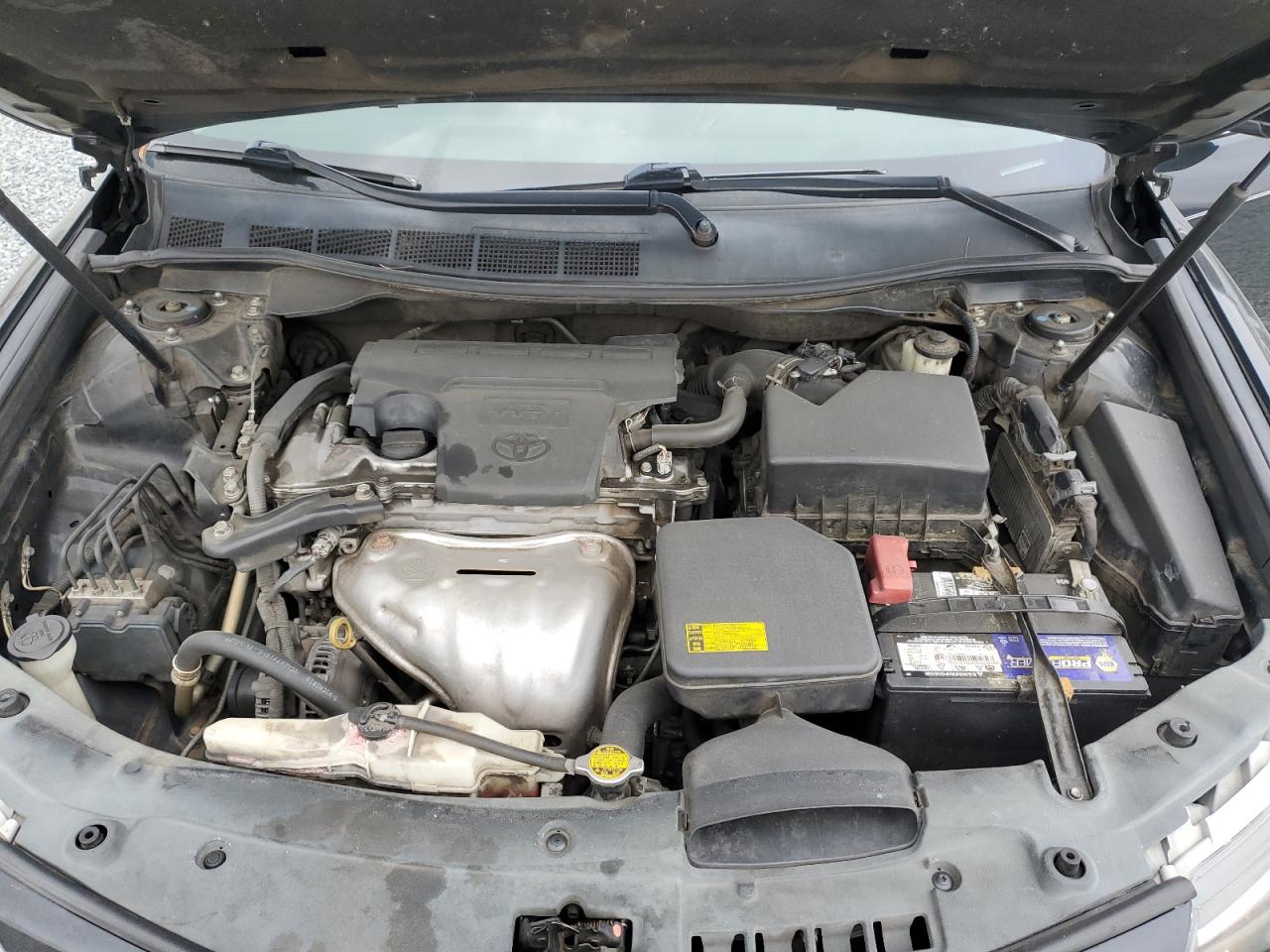 2012 Toyota Camry - Image 11