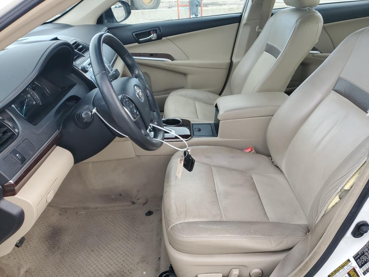 2012 Toyota Camry - Image 7