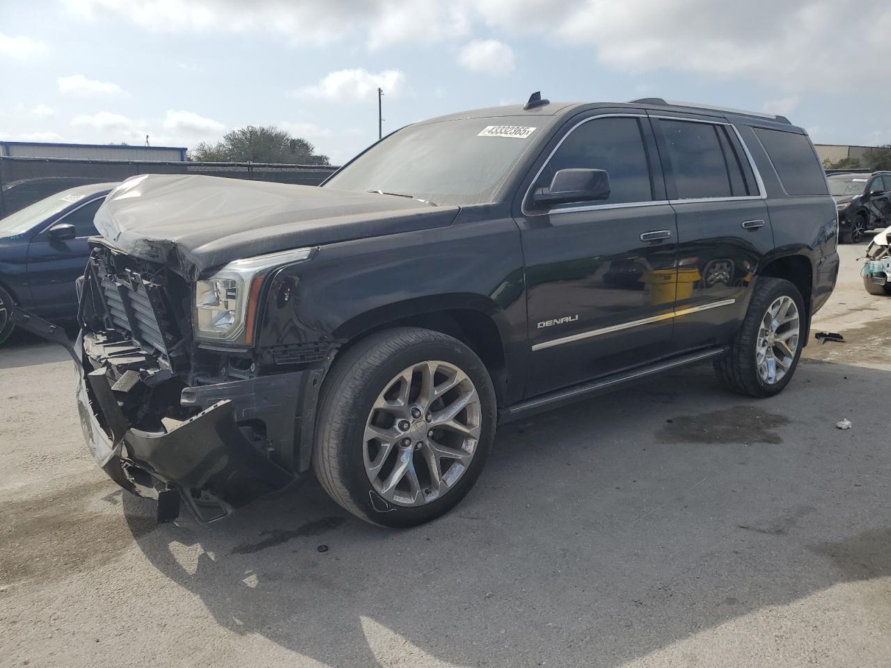 2019 GMC Yukon - Image 1