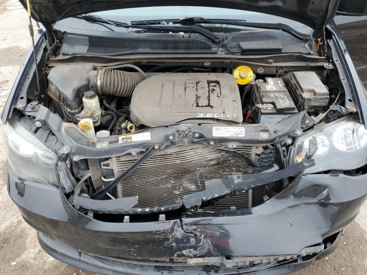 2016 Dodge Caravan - Image 13