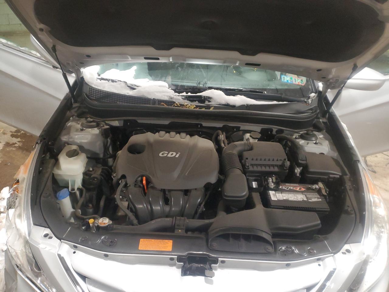 2013 Hyundai Sonata - Image 11