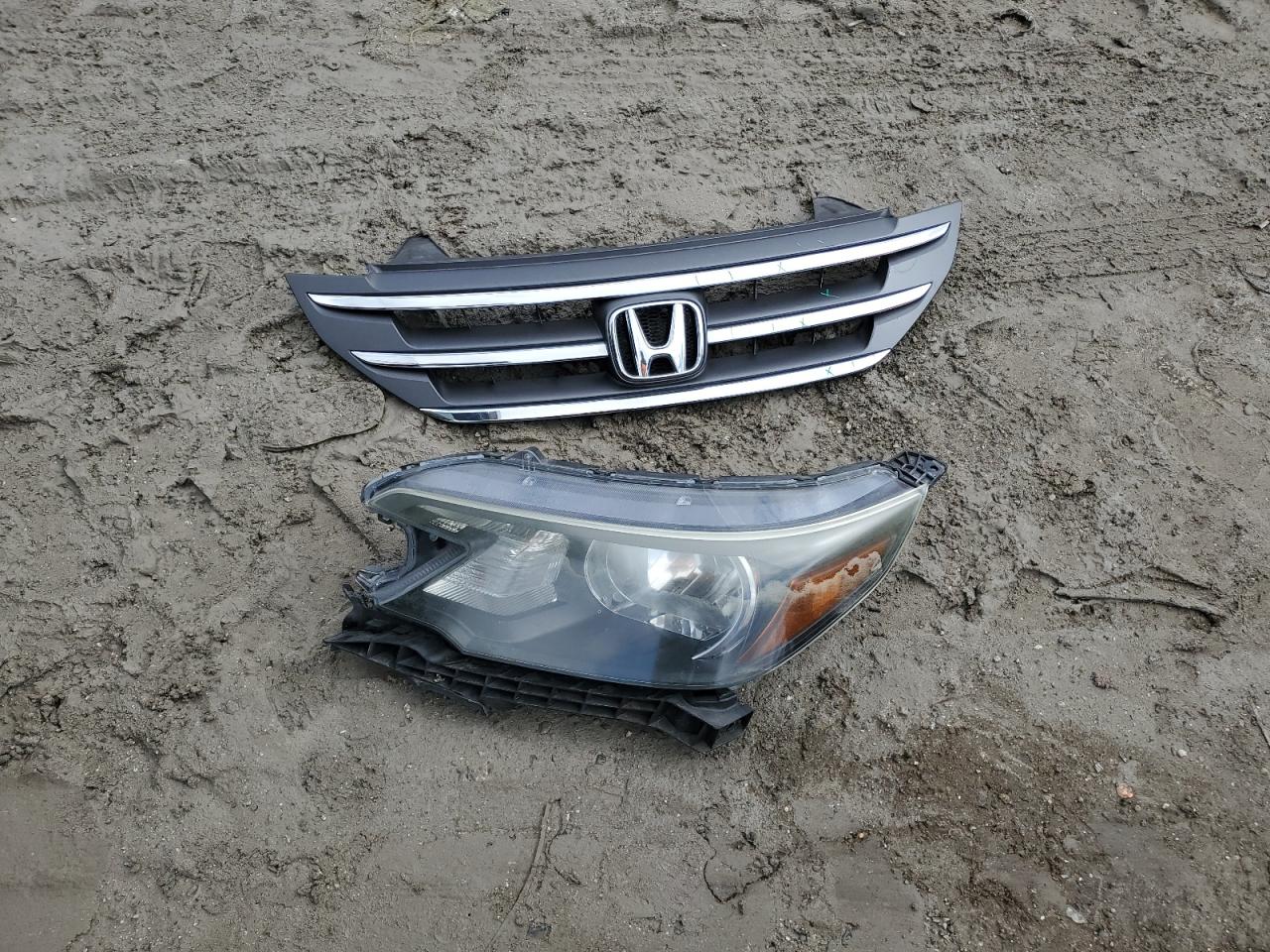 2014 Honda CR-V - Image 13
