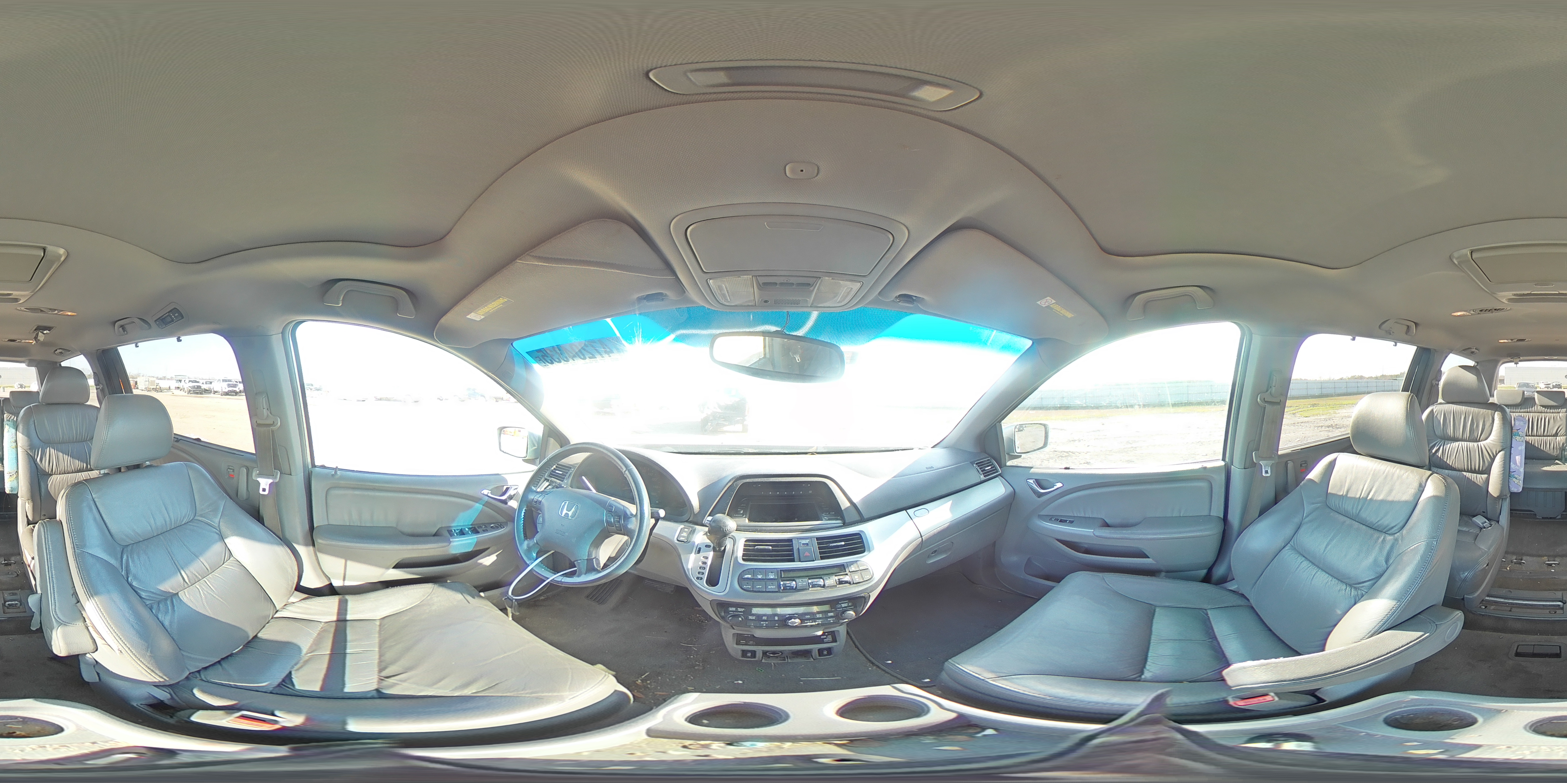 2010 Honda Odyssey - Image 13