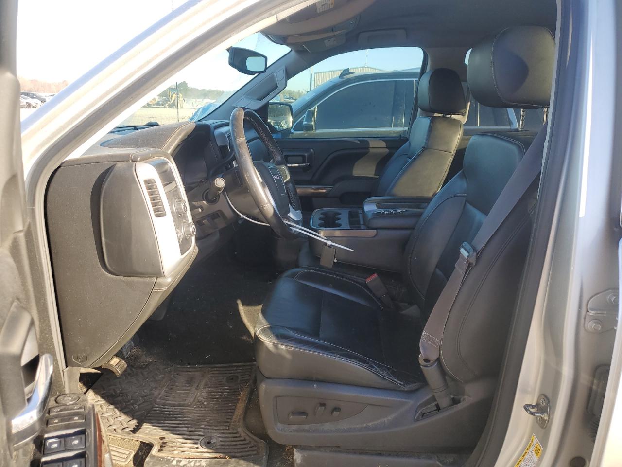 2015 GMC Sierra - Image 7