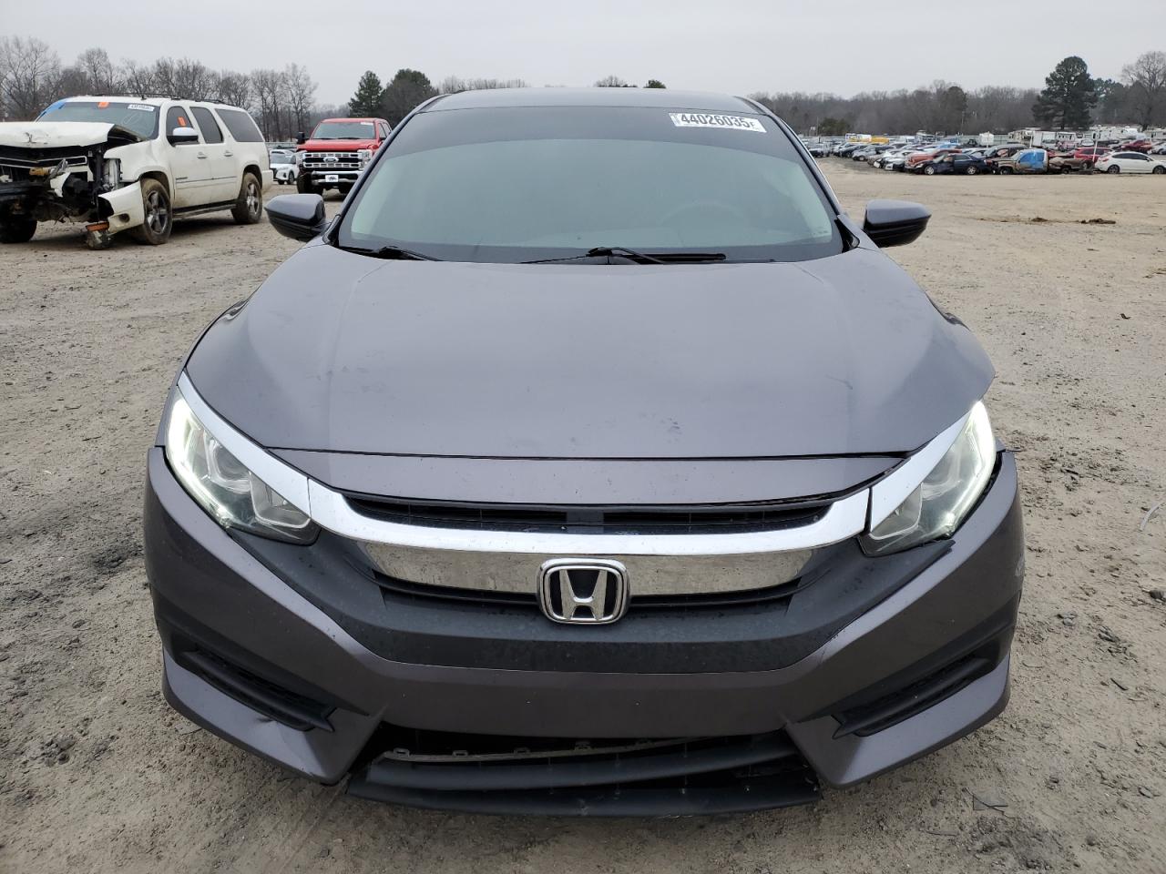 19XFC2F5XJE007238 HONDA CIVIC 2018