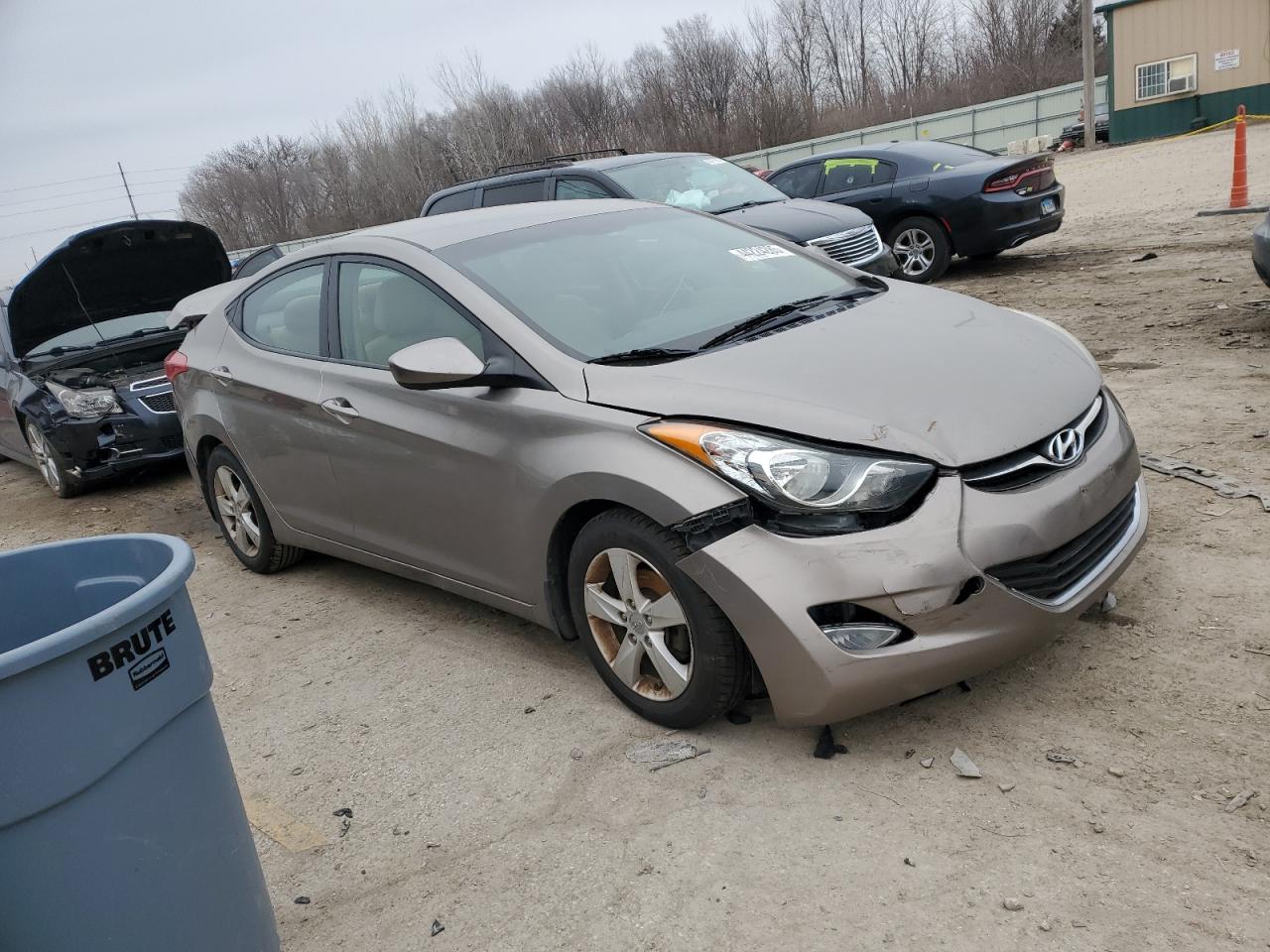 2013 Hyundai Elantra - Image 4
