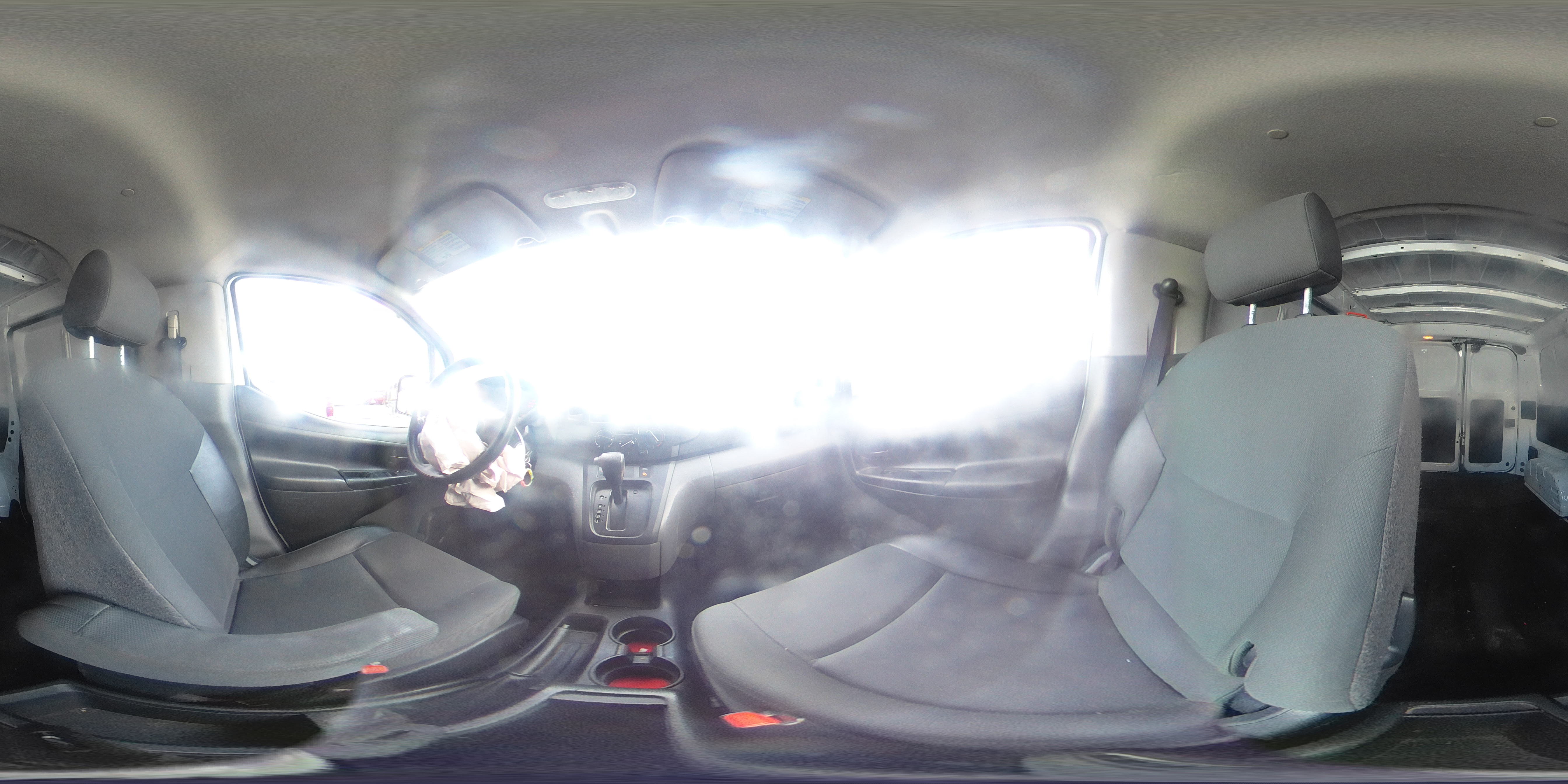 2015 Nissan NV - Image 14