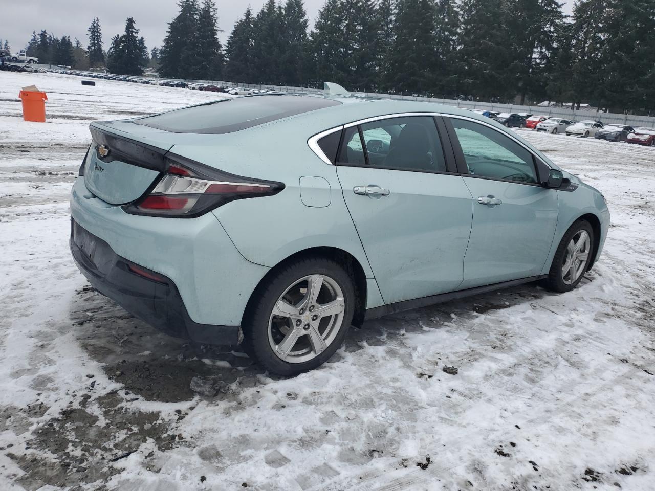 2018 Chevrolet Volt - Image 3