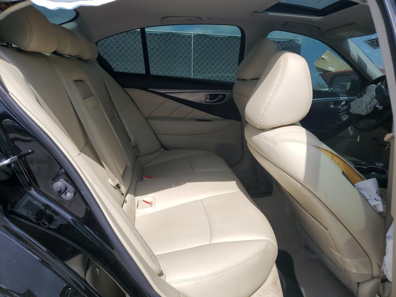 2015 Infiniti Q50 Base VIN: JN1BV7AP7FM337767 Lot: 45170855