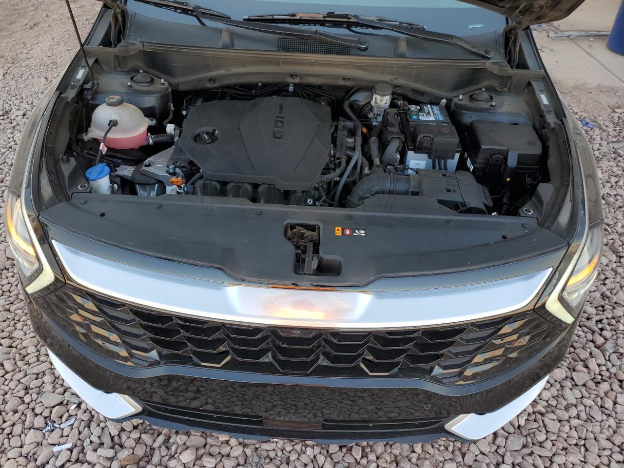 2023 Kia Sportage - Image 12