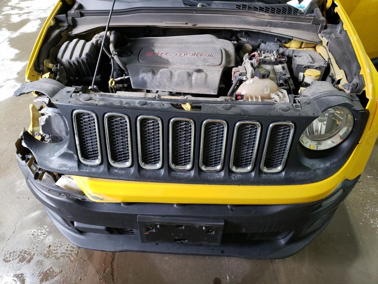 2018 Jeep Renegade - Image 11