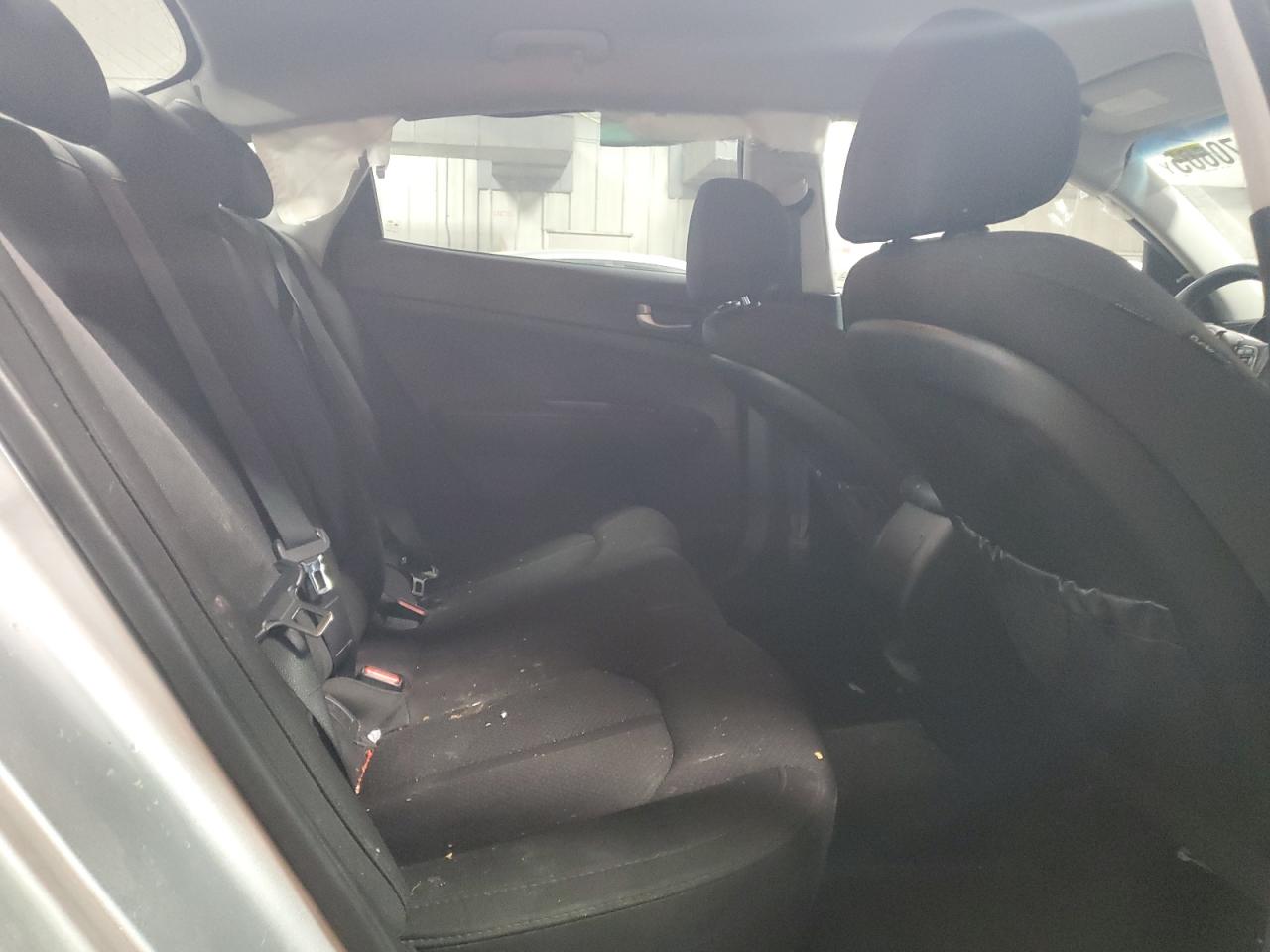 2018 Kia Optima - Image 10