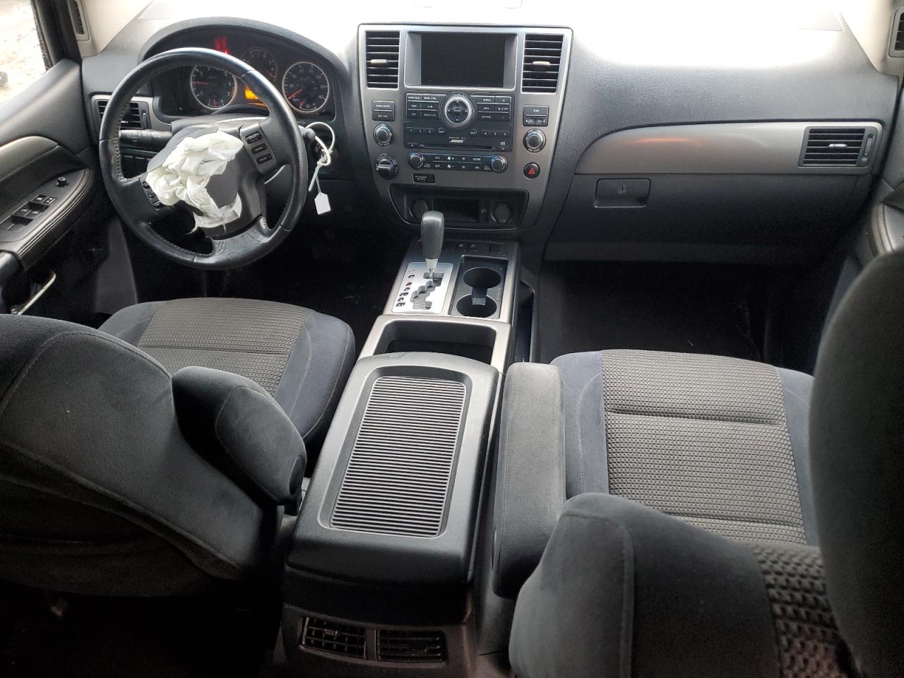 2010 Nissan Armada - Image 8