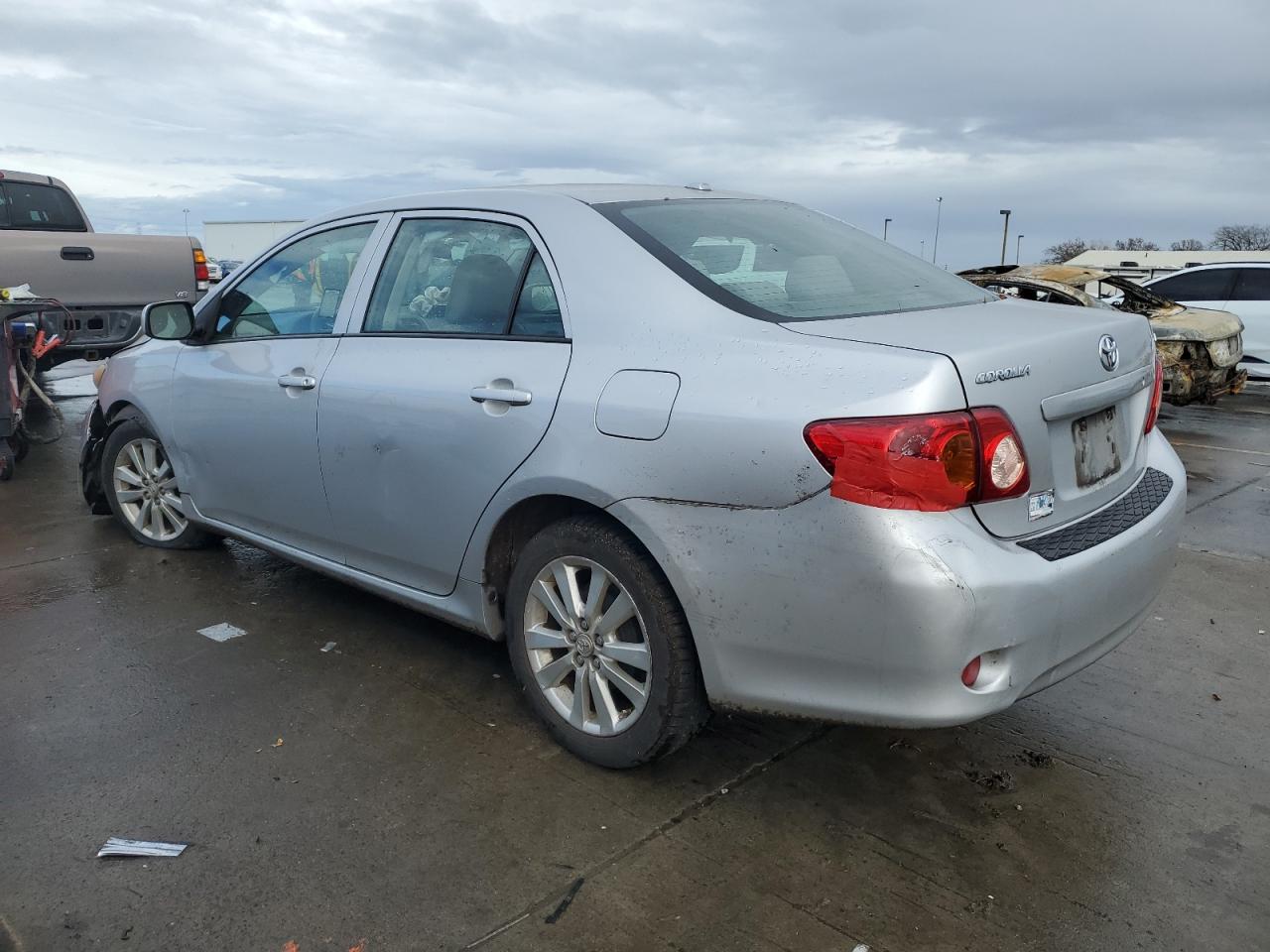 2009 Toyota Corolla - Image 2