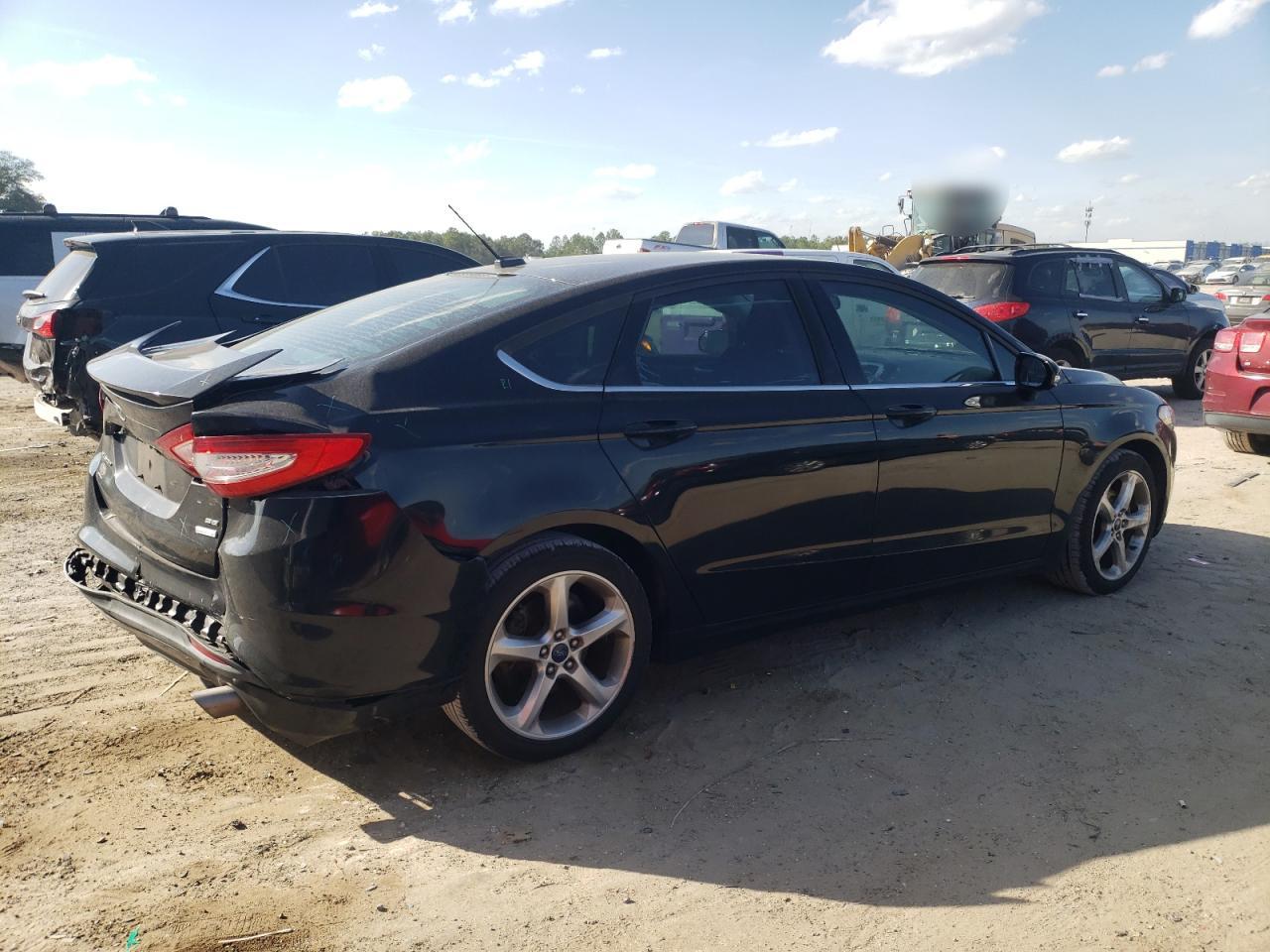 2016 Ford Fusion - Image 3