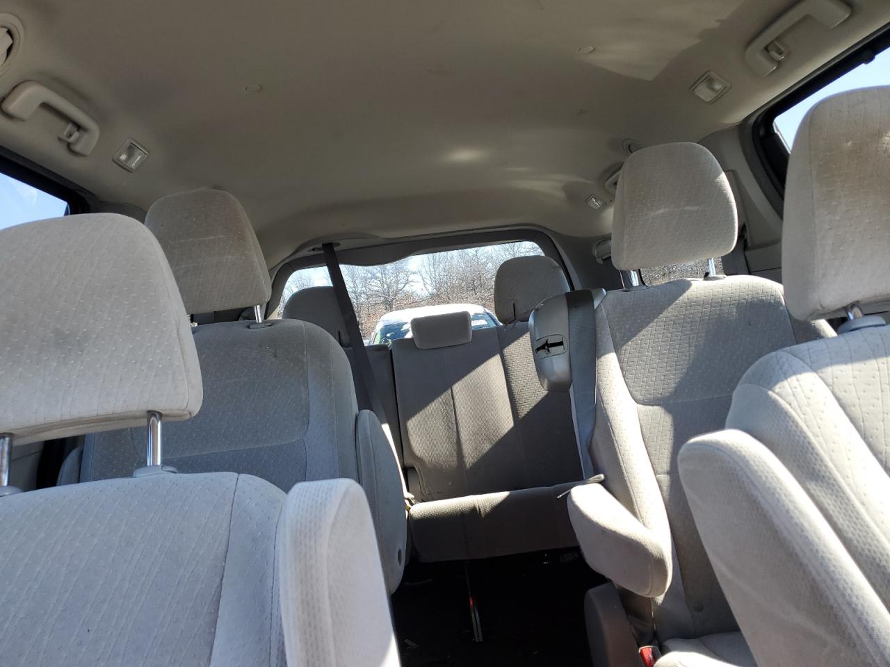 2015 Toyota Sienna - Image 10