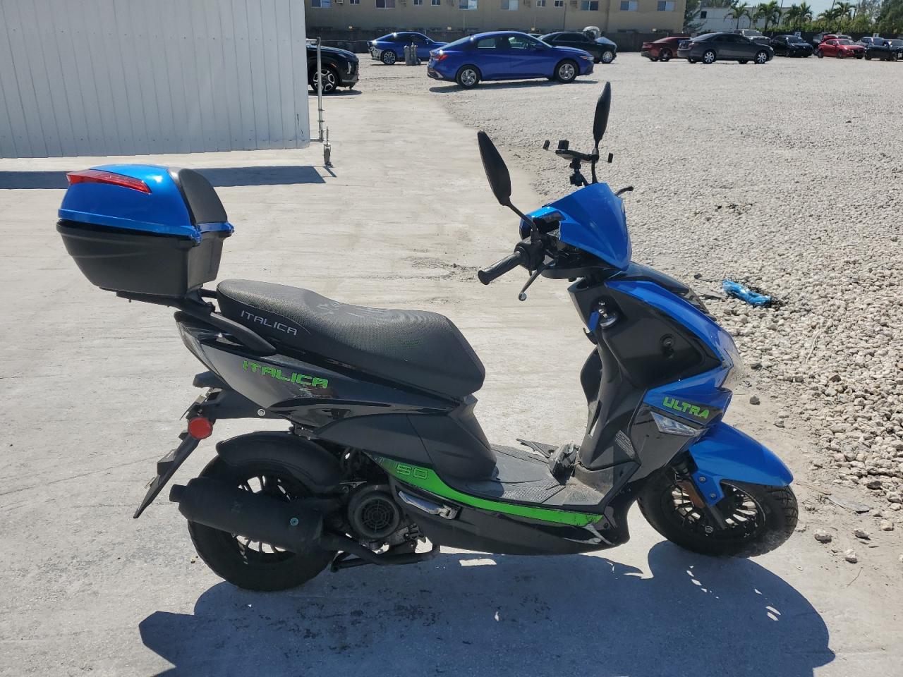 2024 Tztc Mc for Sale in Opa Locka, FL - Minor Dent/Scratches