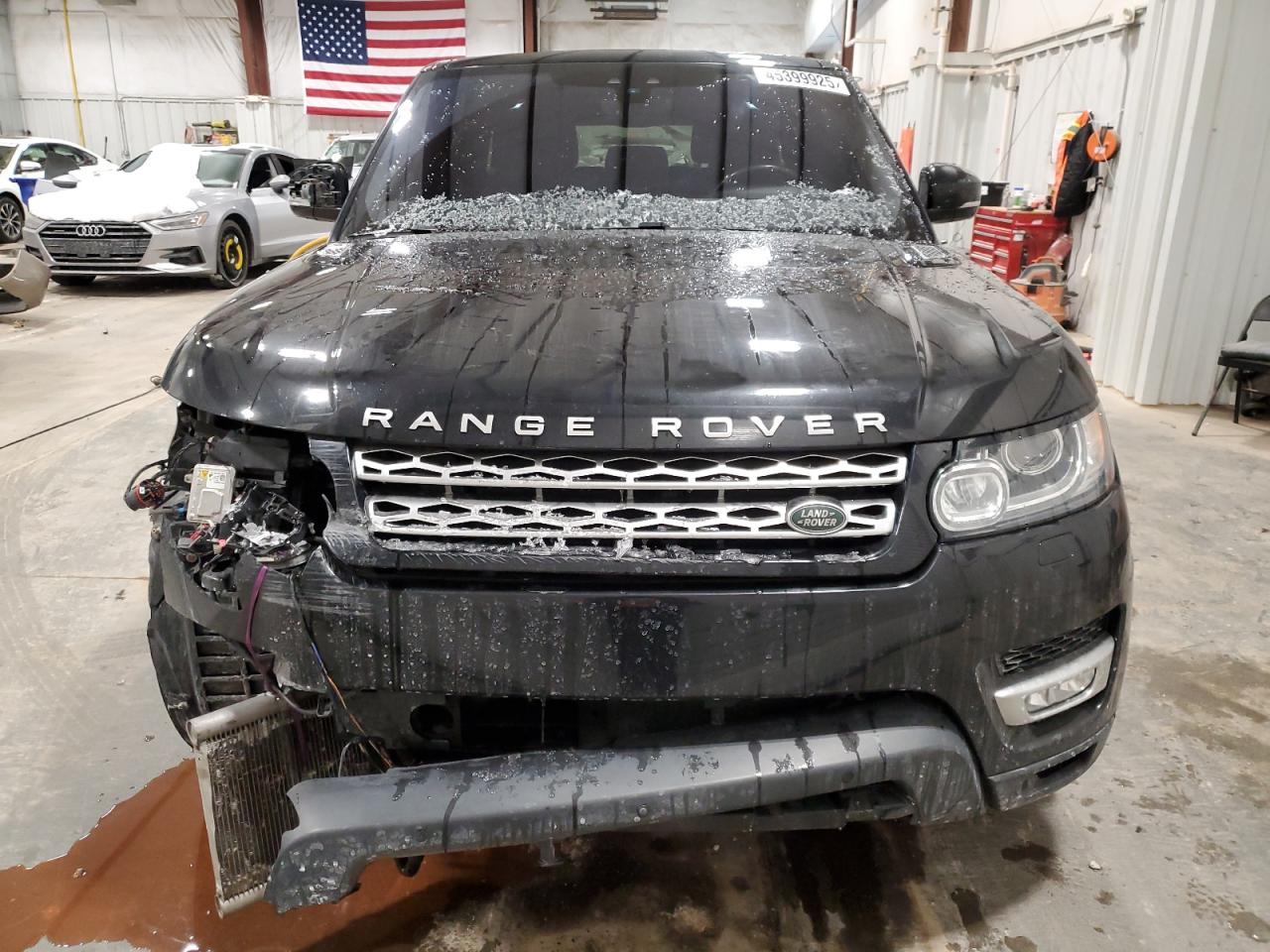 2017 Land Rover Range Rover - Image 5