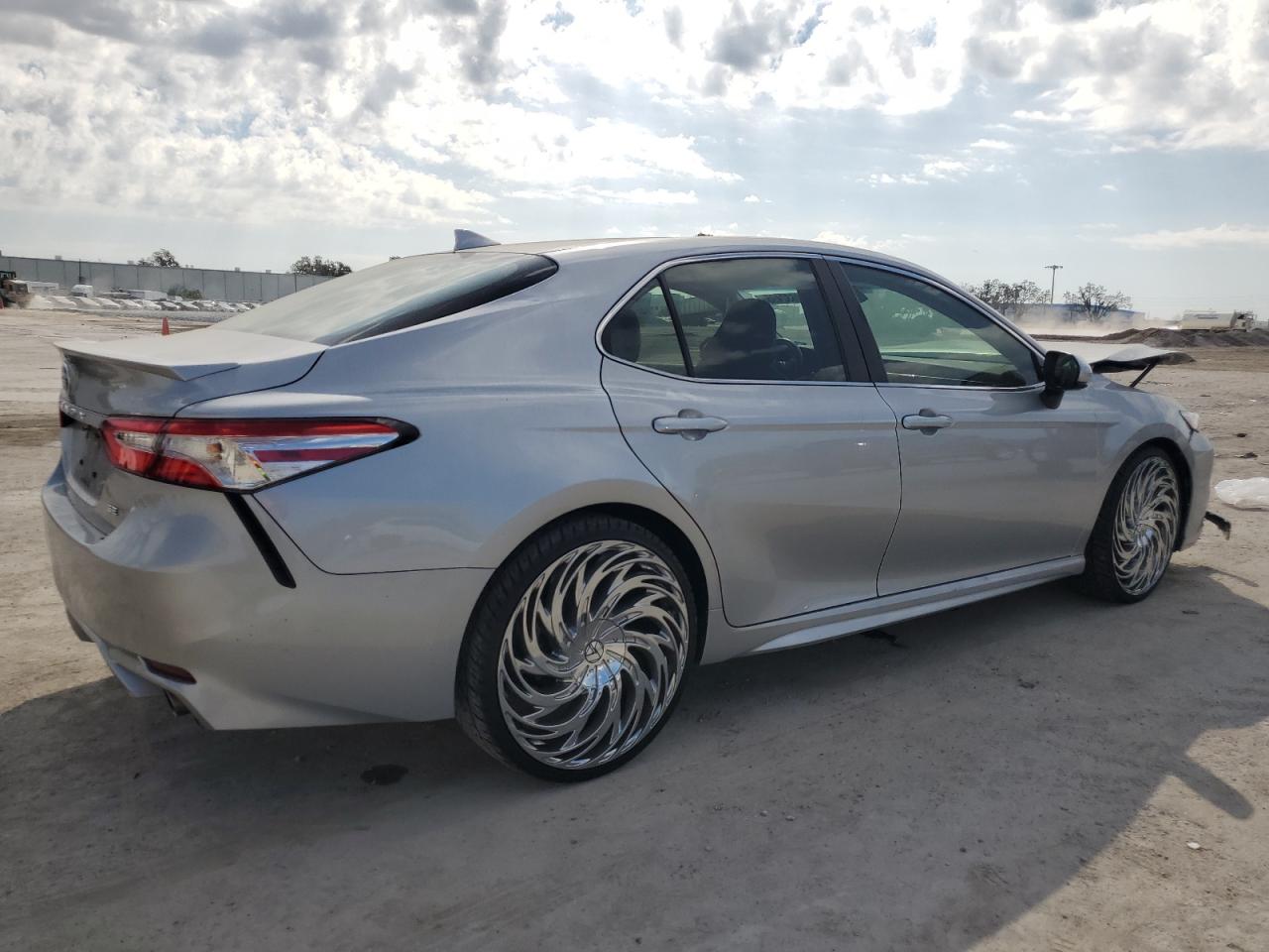4T1G11AK6LU974737 TOYOTA CAMRY 2020