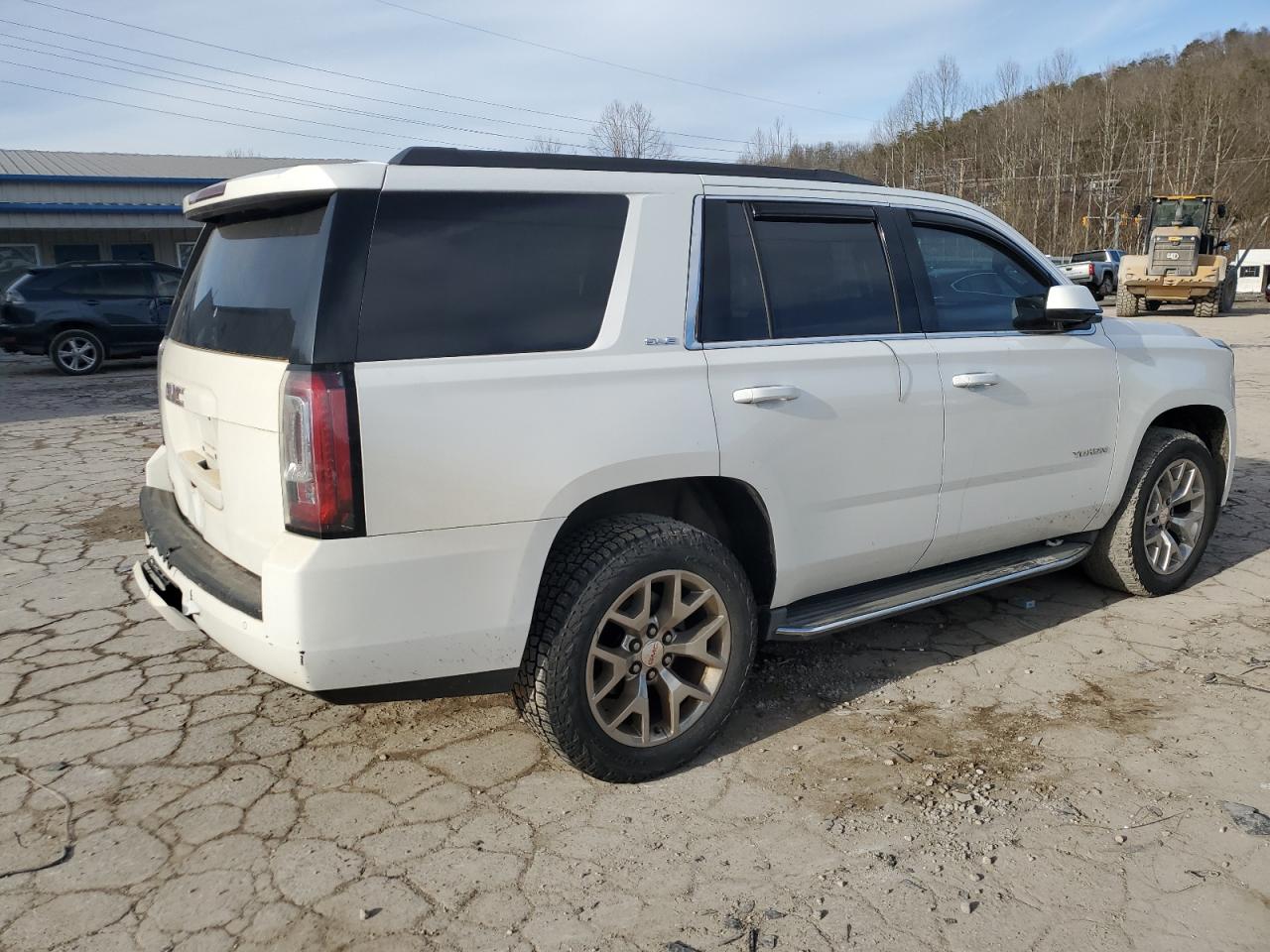 2015 GMC Yukon - Image 3