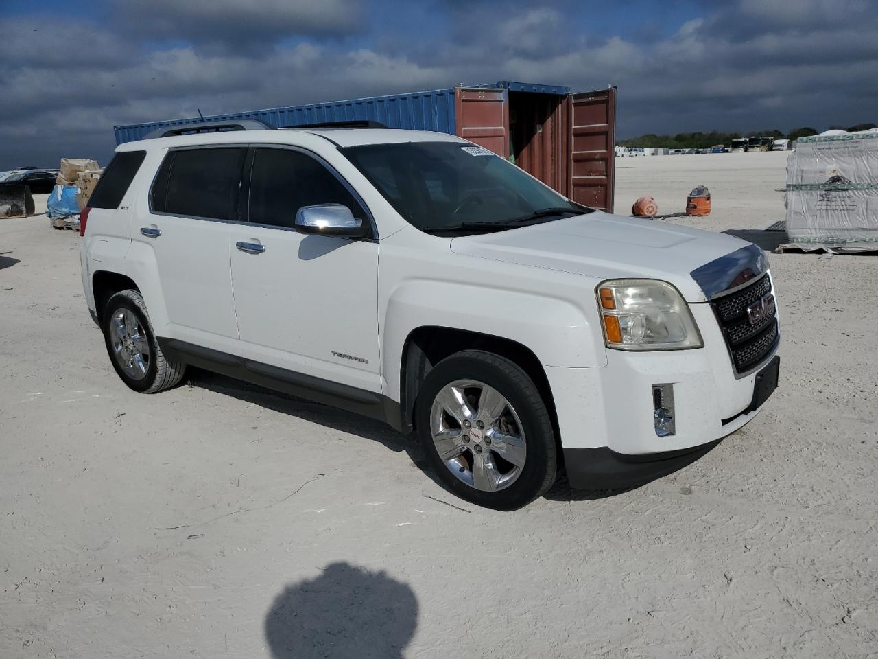 2015 GMC Terrain - Image 4